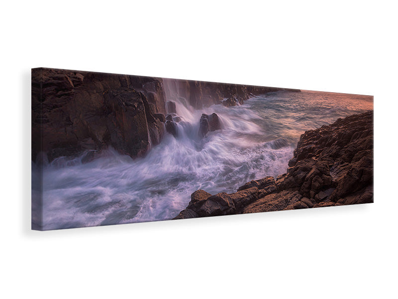 panoramic-canvas-print-wall-by-the-sea