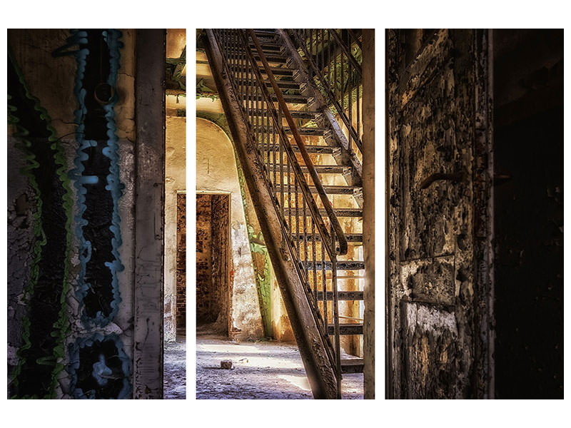 3-piece-canvas-print-old-stairs